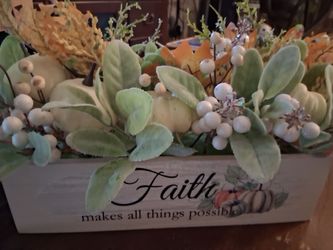 Home decor for home or office, good condition