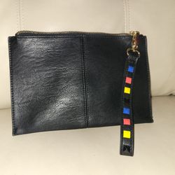 International Concepts Wristlet 