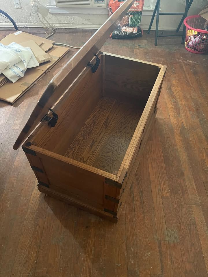 Dark Brown Wooden Chest / Coffee Table – 19.5″H × 38″W × 21″D