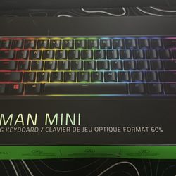 Huntsman mini mechanical keyboard purple switches 60%