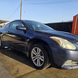 2013 Nissan Altima 2.5s Coupe