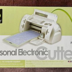 Cricut Electronic Cutter
