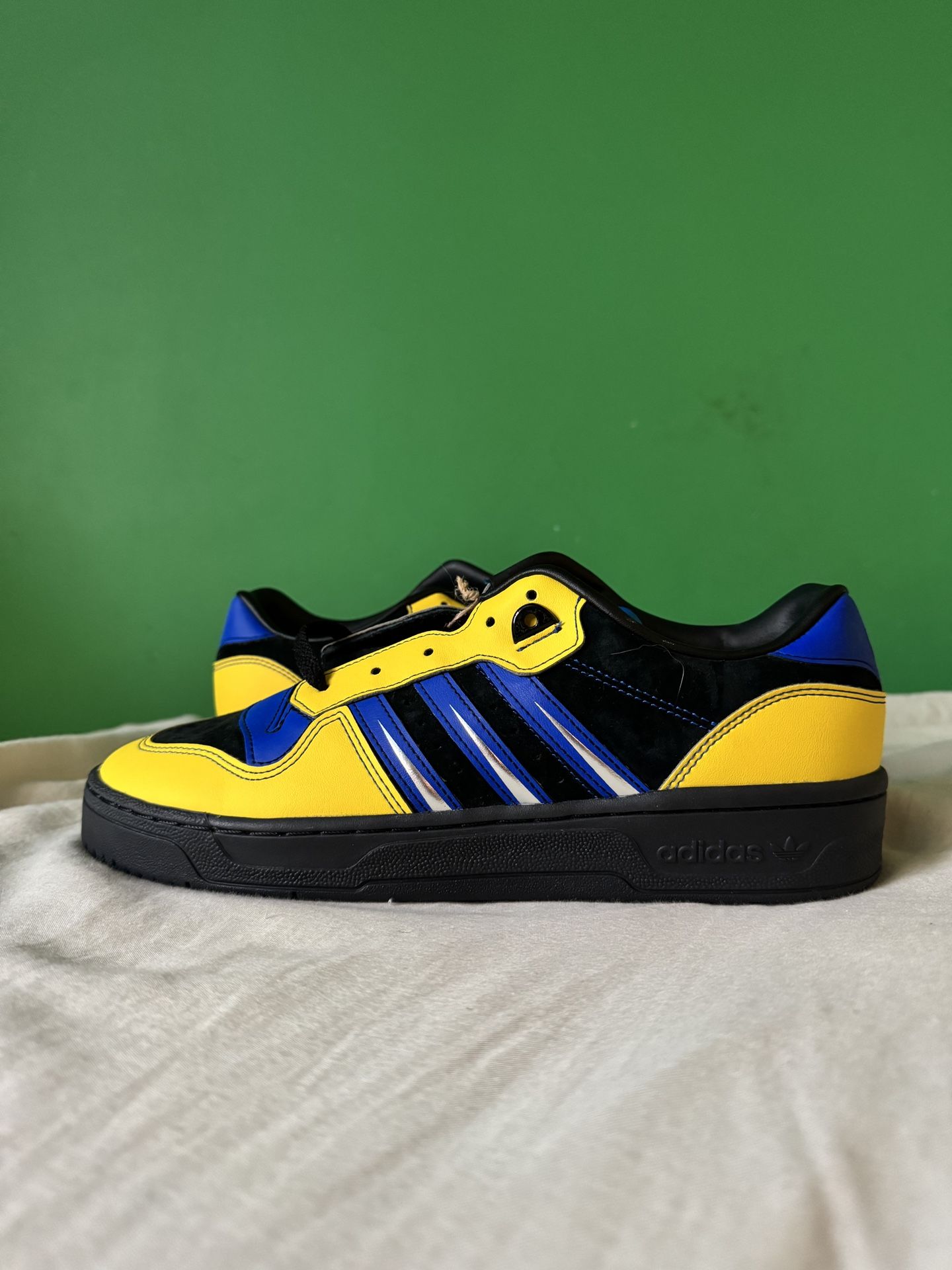 Adidas Rivalry 86 Low Deadpool Size 9