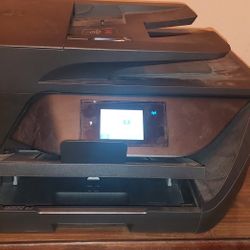 HP OfficeJet 6968 All-in-one Printer/copier/scanner PLUS 2 New Ink Cartridges