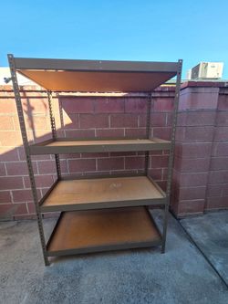 Heavy-duty storage shelf
