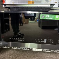 LG - 1.7 Cu. Ft. Convection Over-the-Range Microwave with Sensor Cooking and Air Fry - Black Stainless Steel