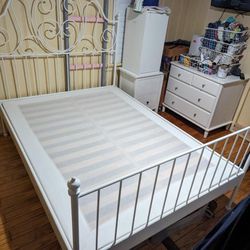 IKEA LEIRVIK Metal Bed  (Full) White