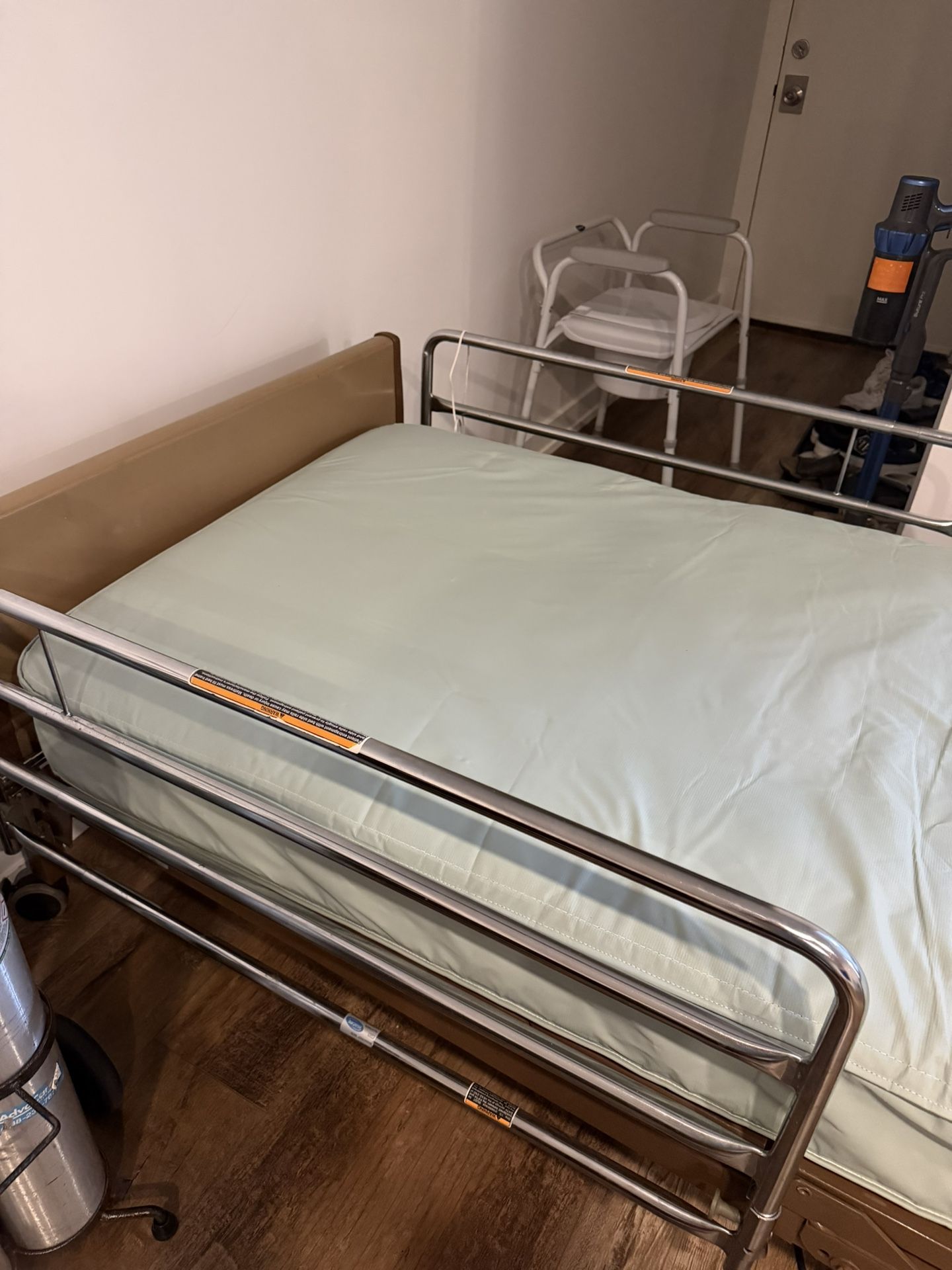 Medical Bed & Chair
