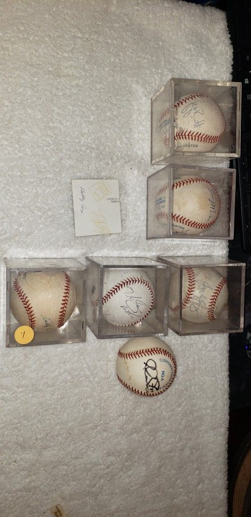 Autographed Baseballs MLB George Brett