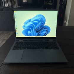 Jumper 2 In 1 Laptop Brand new