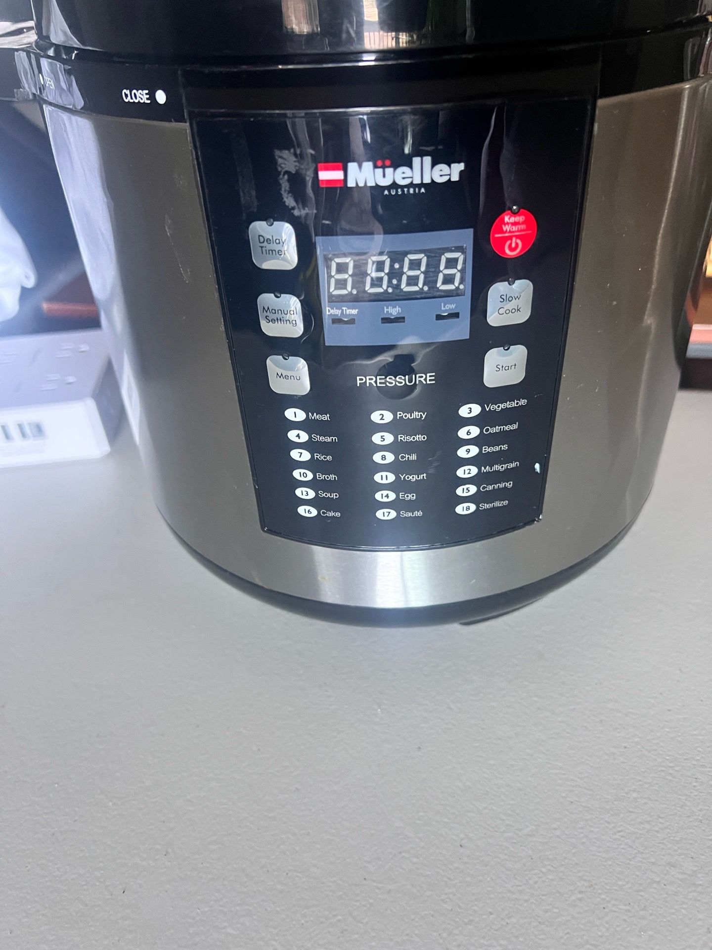 Mueller 8-Quart Electric Pressure Cooker – 18 Cooking Modes, Gently Used.