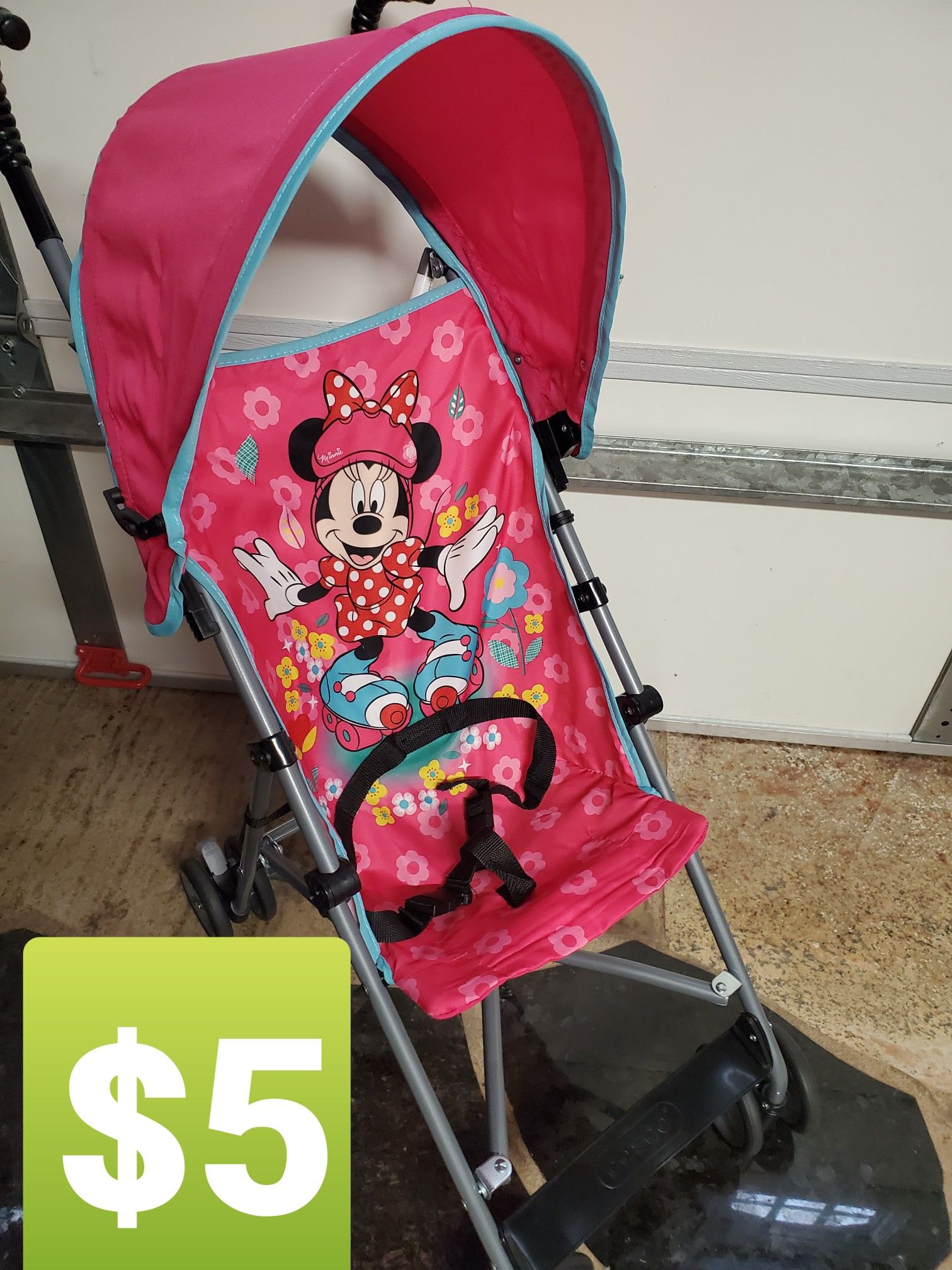MINNIE MOUSE STROLLER $5
