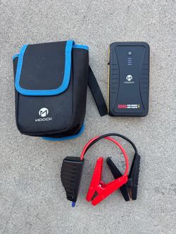 Moock 800A Portable Jump Starter