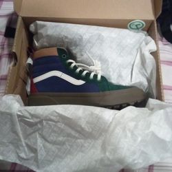 Vans Waterproof Hi Top Size 2