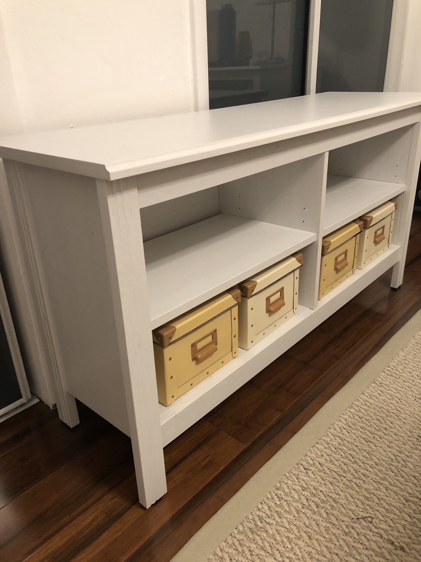 Cabinet | Shelf with boxes