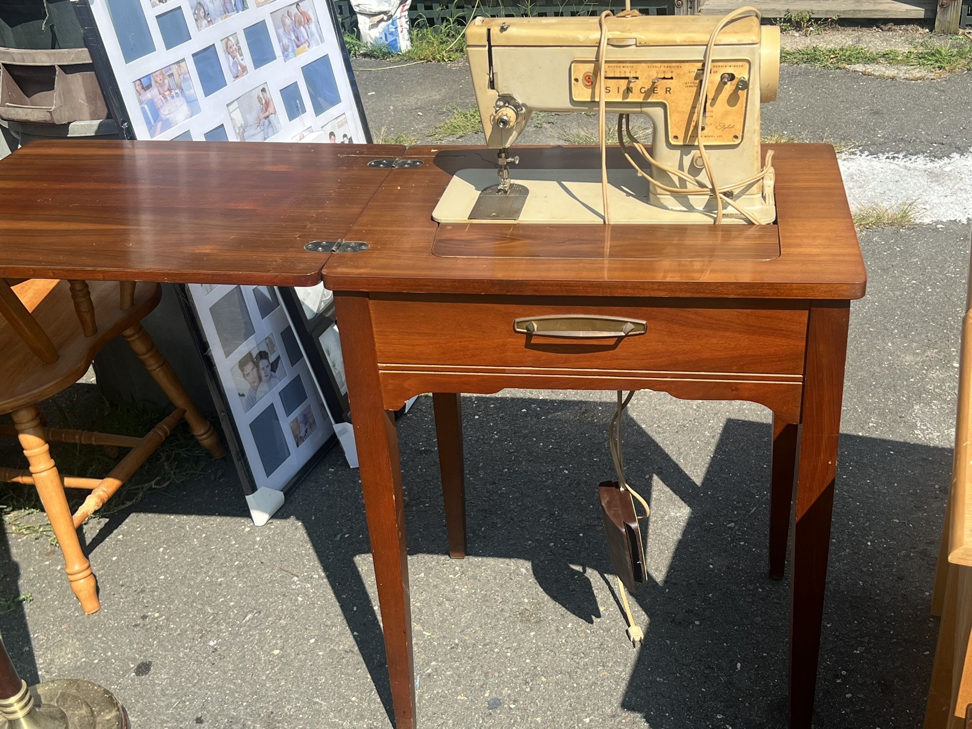 Vintage Singer Sewing Table