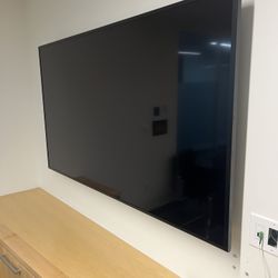 70 “inch Sharp PN-E703 LCD Monitor 