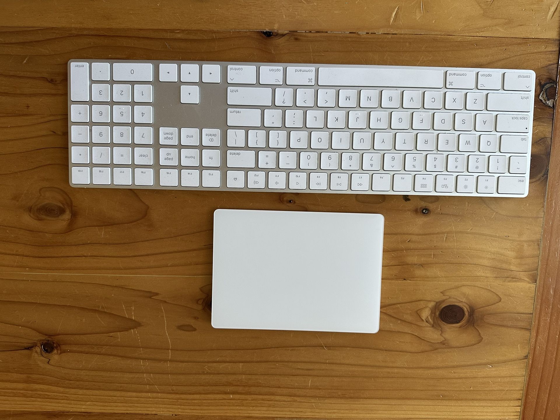 Apple Keyboard A1843 and Trackpad A1535