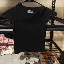 Cat And Jack Shirt Size 4/5