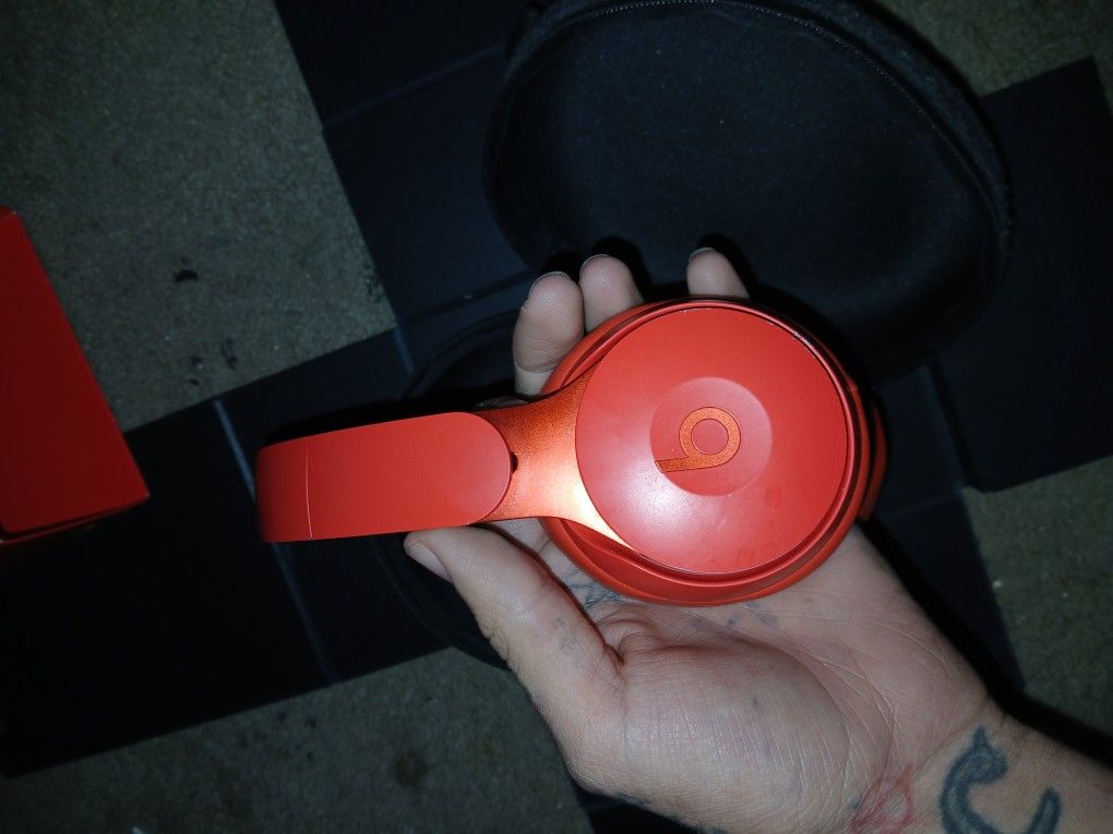 Beats Solo