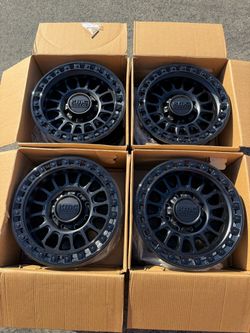 KMC KM552 IMS 8x6.5 18" Wheels Black