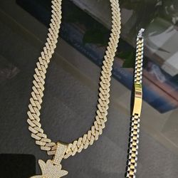 Mens 24 Inch Iced Out Chain And Bracelet Set 