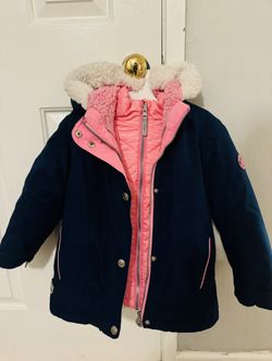 Zero exposure 2-in-1 Hooded Jacket: Size 6/6x: New Like Condition