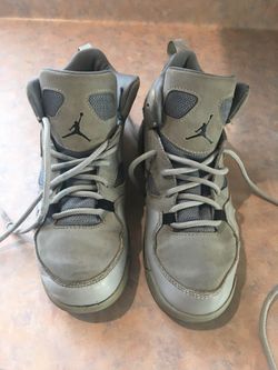 Jordan’s Size 2 Youth Boy’s