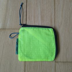 Paracyclage Salin Wallet Neon Green, Made From Recycled Paraglider. 5"x4.5". Ultralight (10 gm), Zippered. Swiss-Made. Camping, Backpacking, Hiking. O