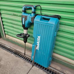 Makita