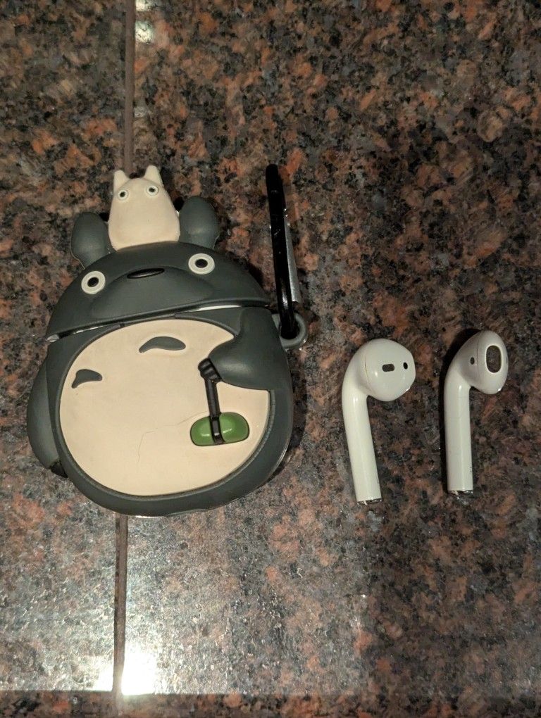 Airpods with Totoro case