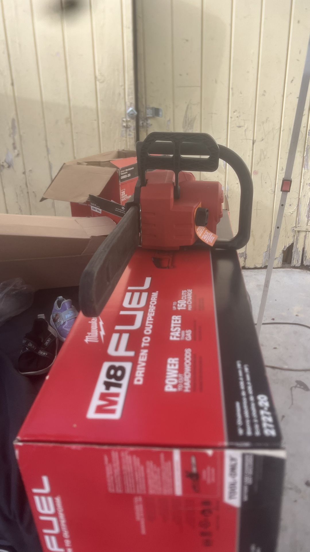 Milwaukee Chainsaw 
