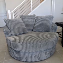 *NEW!* Oversized Round Sofa Chair (Retail $799+)