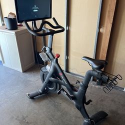 Peloton Bike
