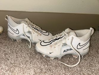 Nike alpha menace 3 football cleats Kids Size 4