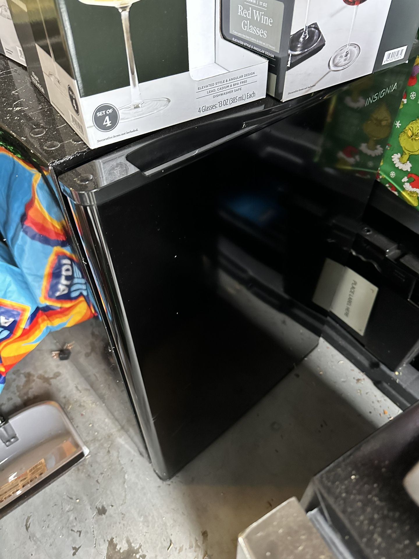 Mini fridge