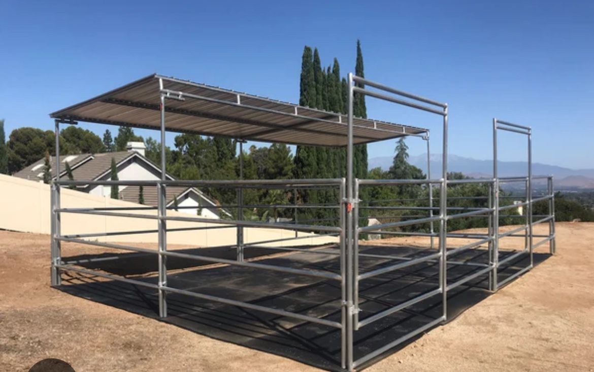 Horse Pipe Corral Panels