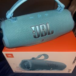 JBL Charge 6