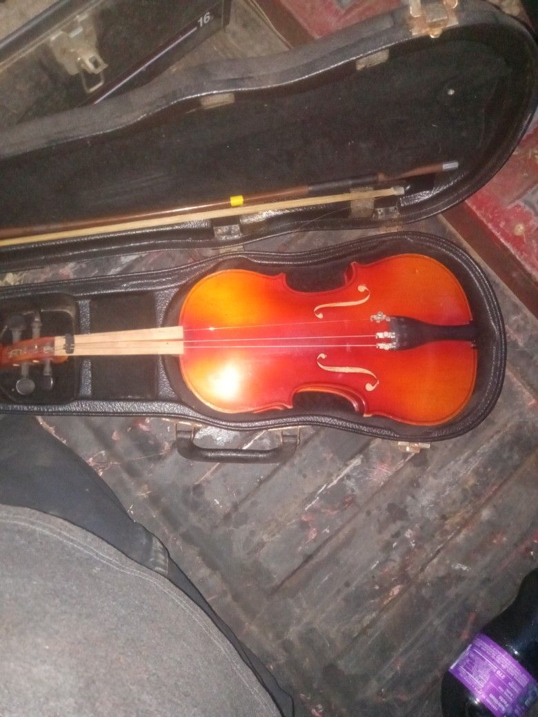 Suzuki Violin