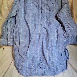Lady's Medium Nine West Blouse. Reese Witherspoon In The Movie "Home Again"., Was Seen Wearing A Similar One.