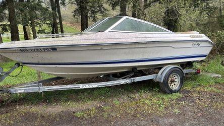 Sea Ray open bow