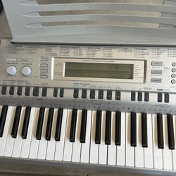 Electric Keyboard