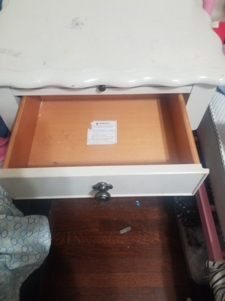 Escritorio Para Niños De Pura Madera