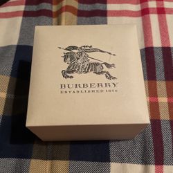 Burberry Utilitarian Unisex Watch