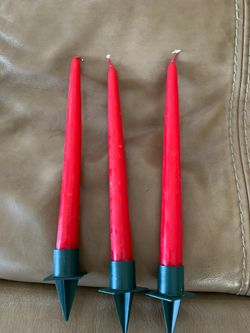 3 red candela w/holder