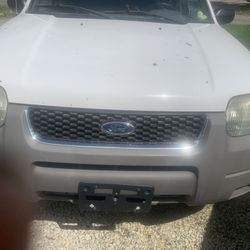 2002 Ford Escape 