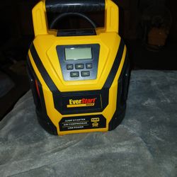 Everstart. 1600amp https://offerup.com/redirect/?o=SnUubXA= Start Box Power Station