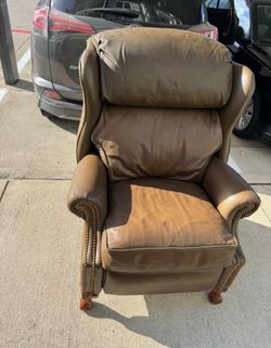 Hancock and Moore Recliner