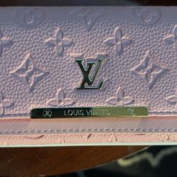 Woman’s Designer Wallets 