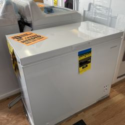 WHITE CHEST FREEZER 